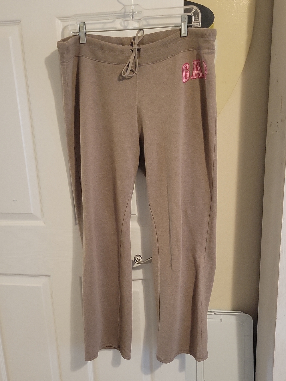 GAP SzLg Taupe Drawstring Comfy Cotton Sweatpants with Pink Logo